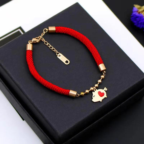 2019 Hot European Fashion Jewelry Titanium steel cartoon red rope love piglet bracelet Crystal from Swarovski Women and female