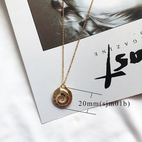 Fashion Gold Color Cowrie Shell Necklace Women Boho Ocean Beach Conch Pendant Necklace