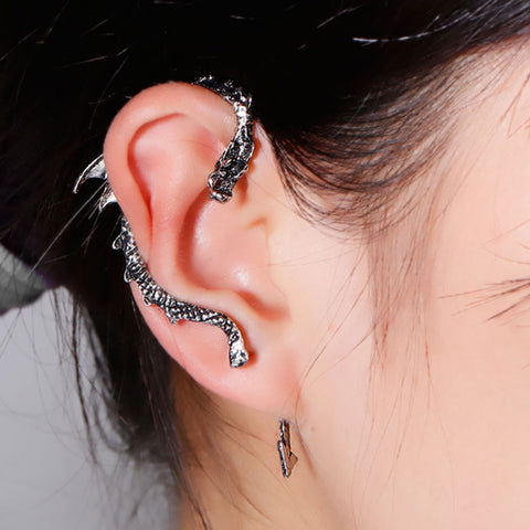 DoreenBeads Ear Cuff On Wrap Earrings Set For Right Ear Flying Dragon Antique silver color W/ Stoppers 51 x 32mm, 1 Piece